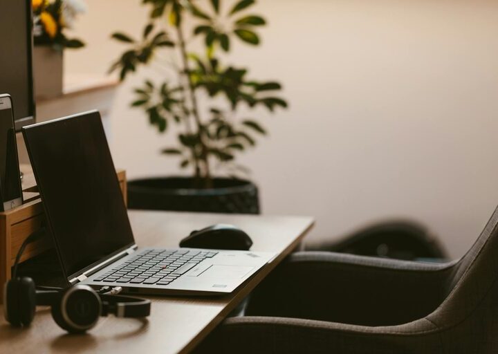 Tips for Creating a Cozy and Productive Home Office Space